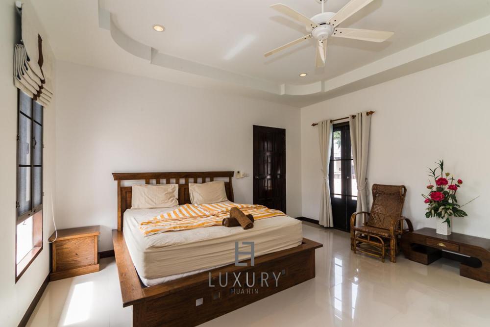 4 Bedroom Private Bali Style Villa Hh6 Hua Hin Bagian luar foto